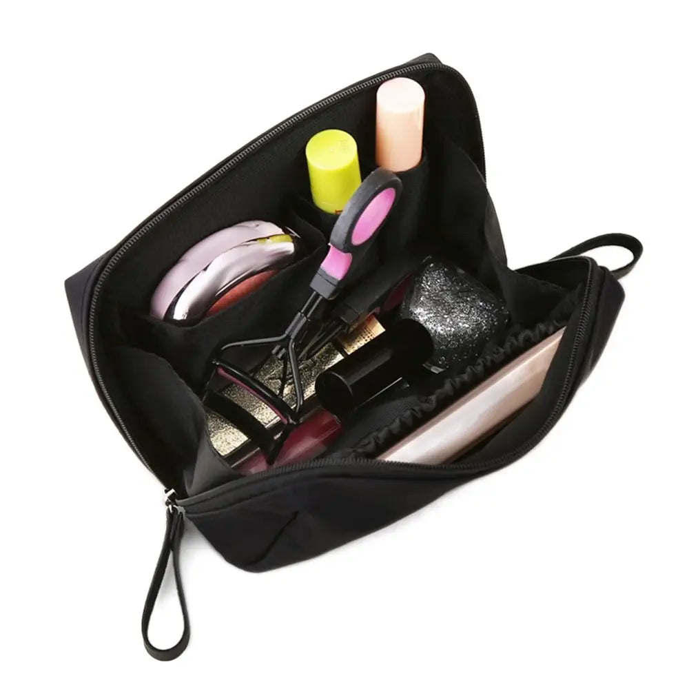 mini trousse de toilette coloris noir