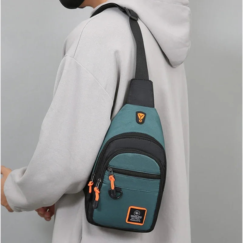sac banane xl homme porté par un mannequin