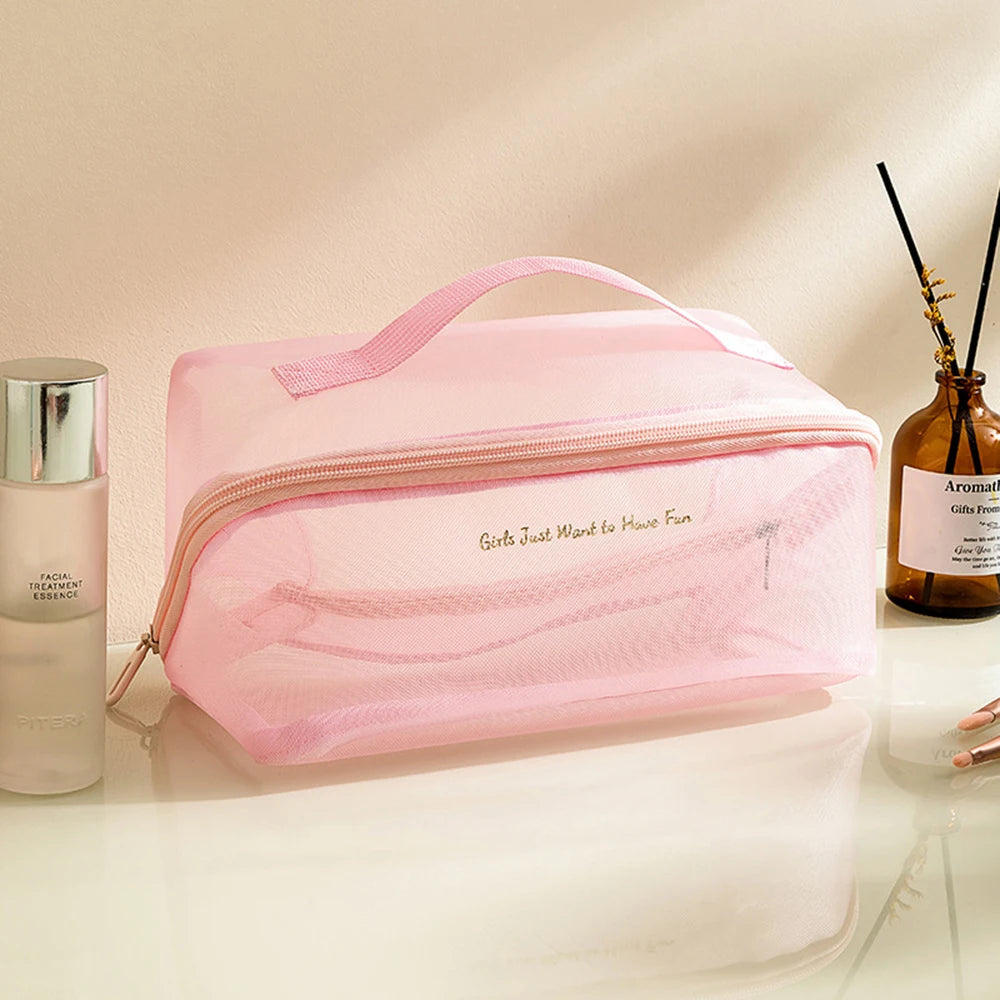 trousse de toilette ouverture grand angle couleur rose