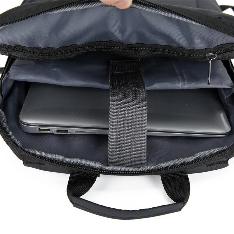 vue d'intérieur du sac à dos simple