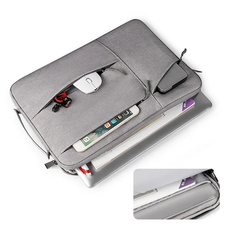 photo des différentes poches de la pochette ordinateur macbook air