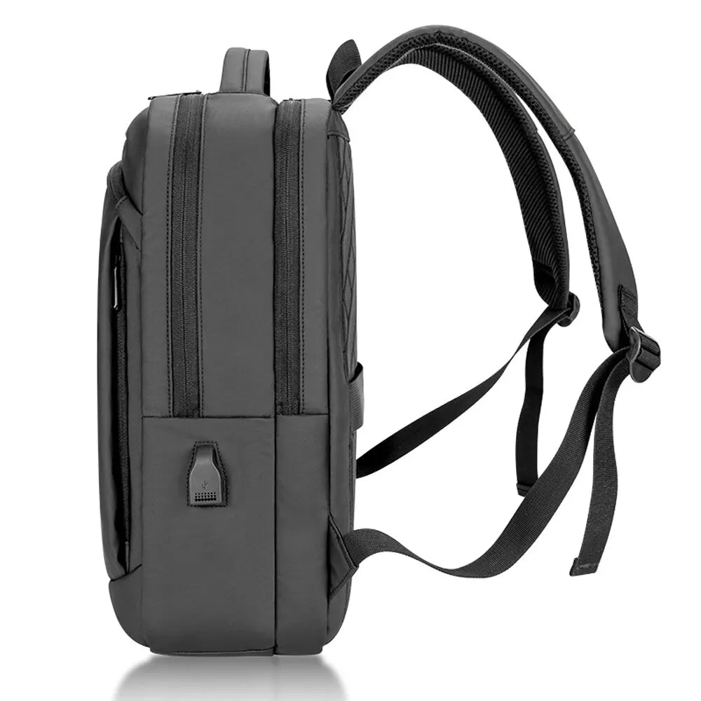 sac à dos pour ordinateur en voyage d'affaires couleur noir vue de côt"