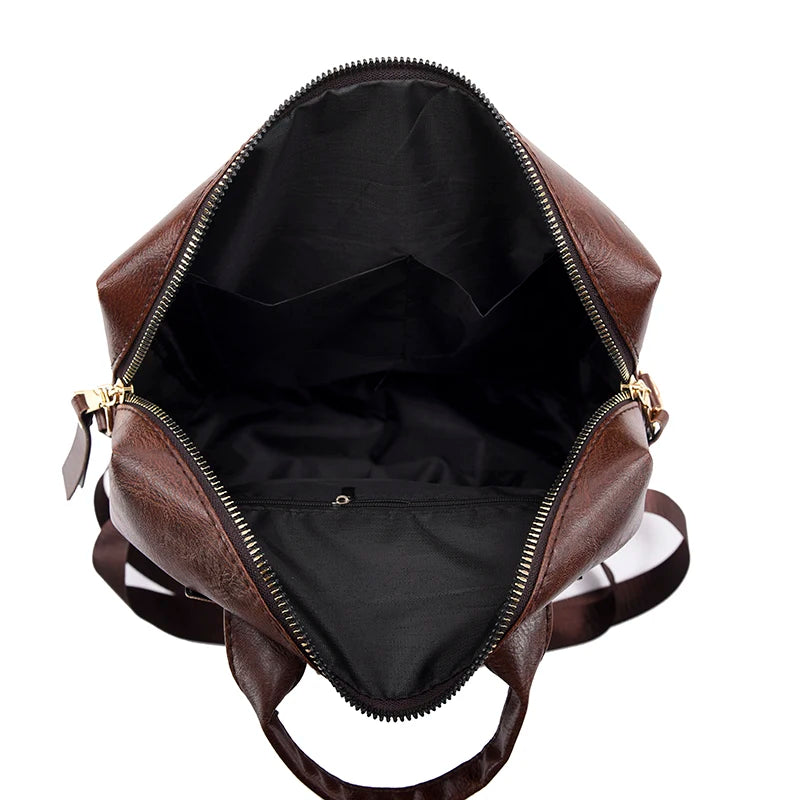 vue de la poche intérieur du sac à dos femme vintage 